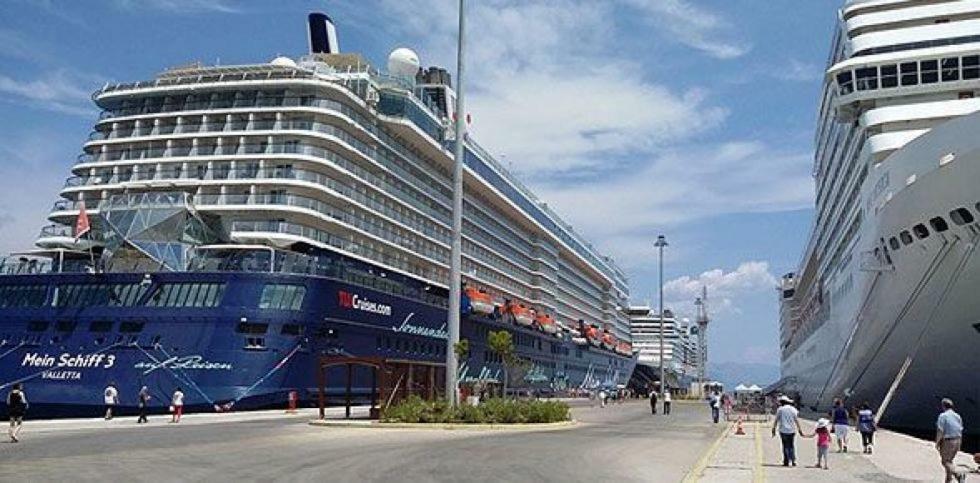 Apartamento For Harbor Travelers El Pireo Exterior foto